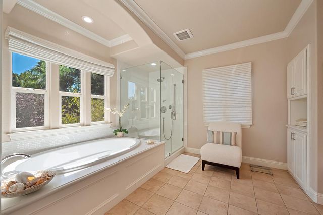 8834 Tahan Ln, Fair Oaks, CA 95628