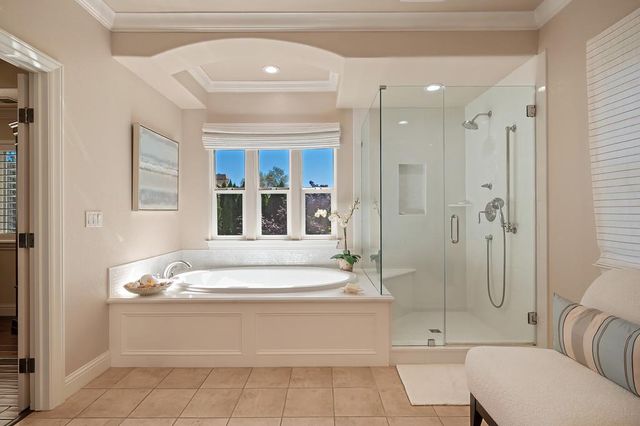8834 Tahan Ln, Fair Oaks, CA 95628