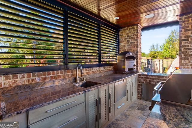 120 Broad Meadows Lane, Fayetteville, GA 30215