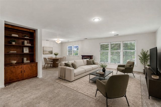 120 Downs Boulevard, Clemson, SC 29631