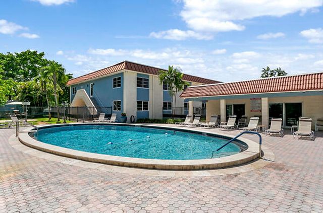 9 NE 19th Court C216, Wilton Manors, FL 33305