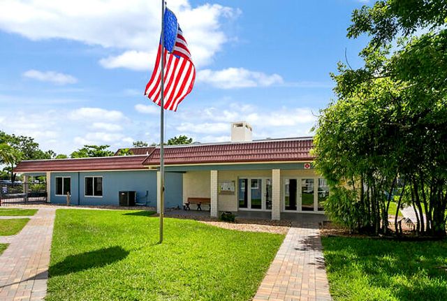 9 NE 19th Court C216, Wilton Manors, FL 33305