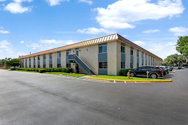 9 NE 19th Court C216, Wilton Manors, FL 33305