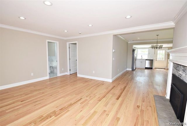 7600 Main Road, East Marion, NY 11939