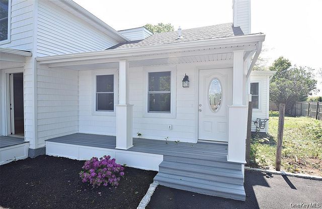 7600 Main Road, East Marion, NY 11939