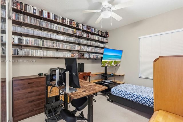 980 SW 171st Ter, Pembroke Pines, FL 33027