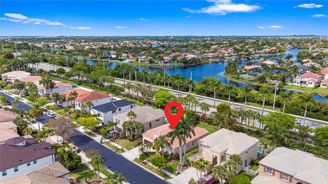 980 SW 171st Ter, Pembroke Pines, FL 33027