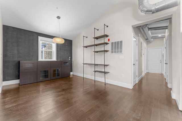 11 Church St. 3, Somerville, MA 02143