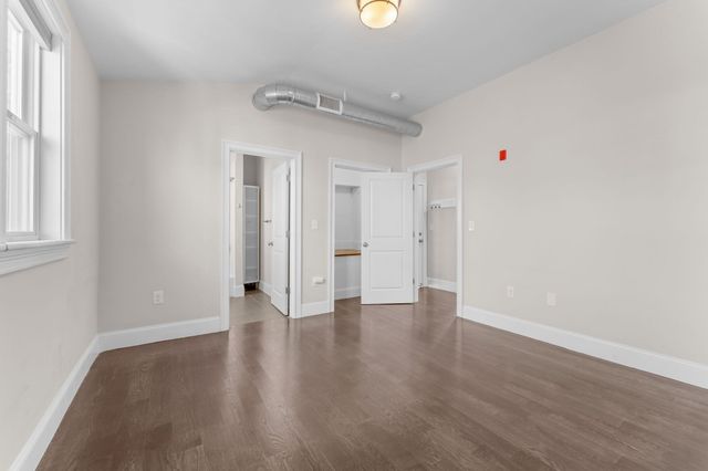 11 Church St. 3, Somerville, MA 02143