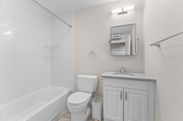 11 Church St. 3, Somerville, MA 02143