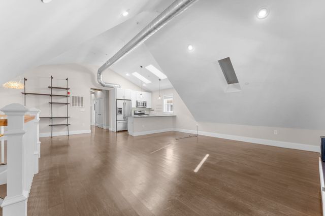 11 Church St. 3, Somerville, MA 02143