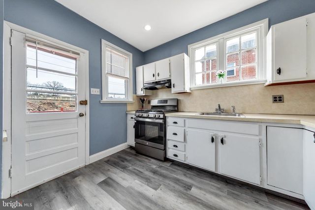 2471 WYNNEFIELD DR, Havertown, PA 19083