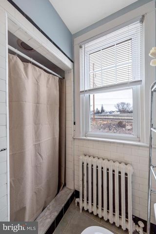 2471 WYNNEFIELD DR, Havertown, PA 19083