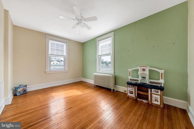 2471 WYNNEFIELD DR, Havertown, PA 19083