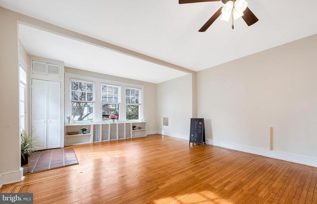 2471 WYNNEFIELD DR, Havertown, PA 19083