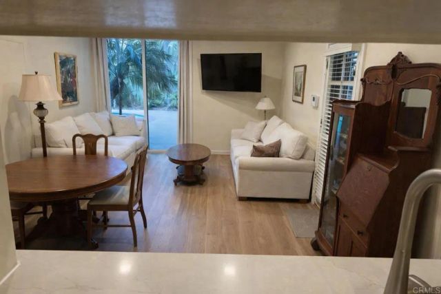 714 PASSIFLORA Avenue 1, Encinitas, CA 92024