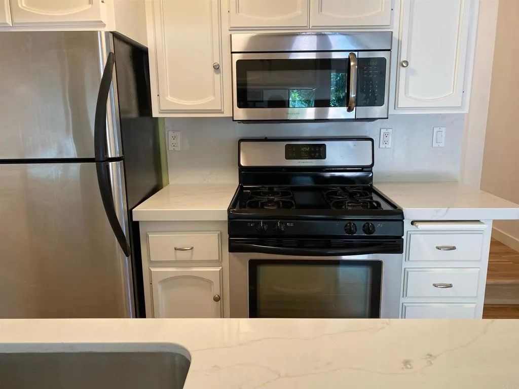 714 PASSIFLORA Avenue 1, Encinitas, CA 92024