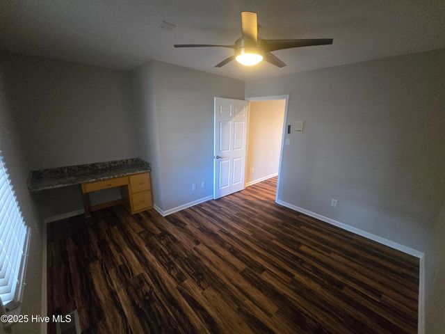 5901 Mclean Street, Emerald Isle, NC 28594