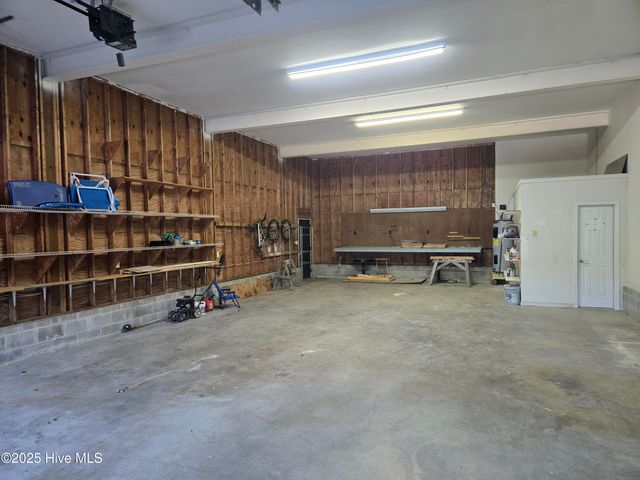 5901 Mclean Street, Emerald Isle, NC 28594