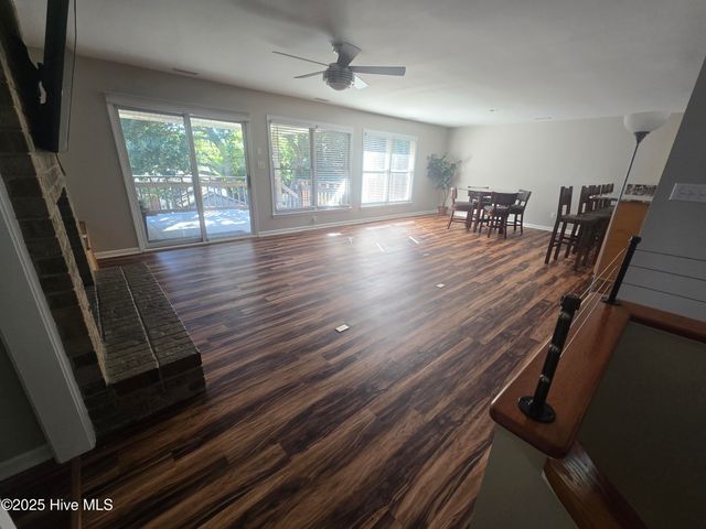 5901 Mclean Street, Emerald Isle, NC 28594