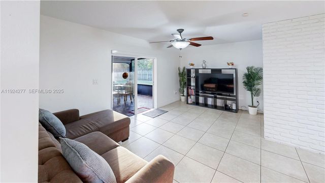 29725 SW 168th Ct, Homestead, FL 33030