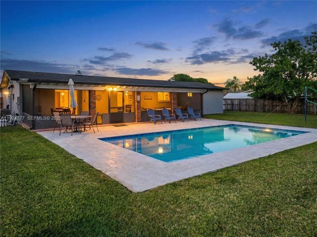 29725 SW 168th Ct, Homestead, FL 33030