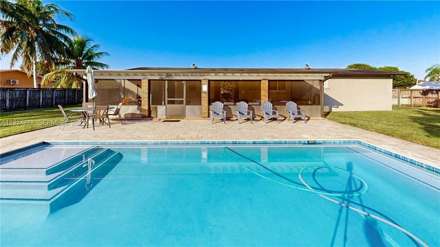 29725 SW 168th Ct, Homestead, FL 33030