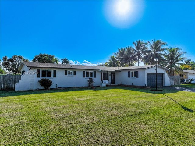 29725 SW 168th Ct, Homestead, FL 33030