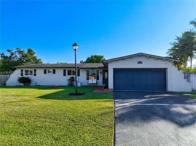 29725 SW 168th Ct, Homestead, FL 33030