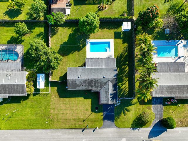 29725 SW 168th Ct, Homestead, FL 33030