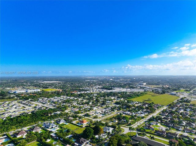 29725 SW 168th Ct, Homestead, FL 33030