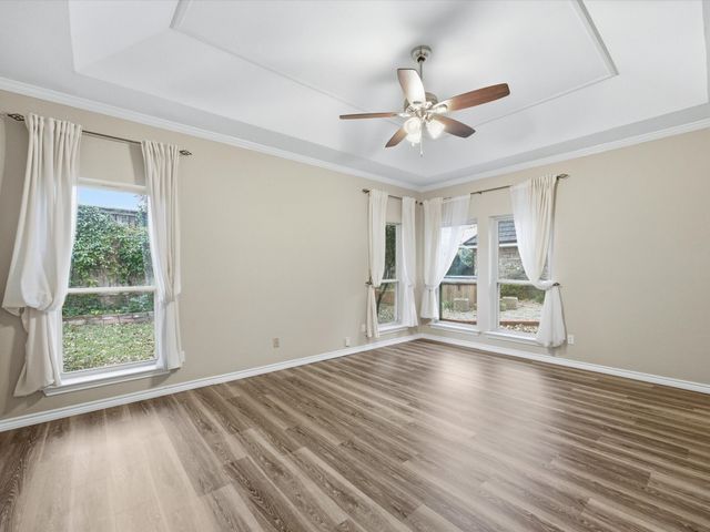 2004 Misty Creek Drive, Arlington, TX 76017