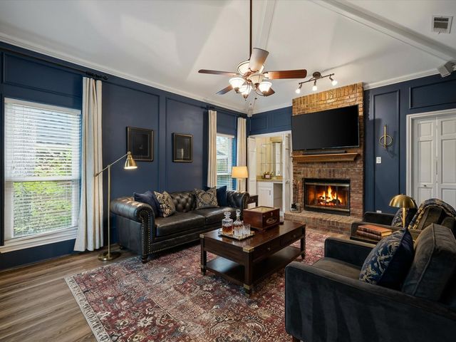 2004 Misty Creek Drive, Arlington, TX 76017