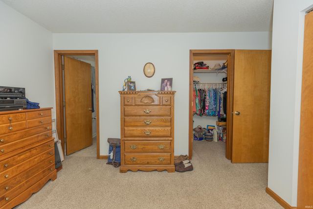 5635 Oak Ridge Drive, Evansville, IN 47711