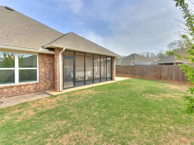 2800 SE 22nd Street, Moore, OK 73160