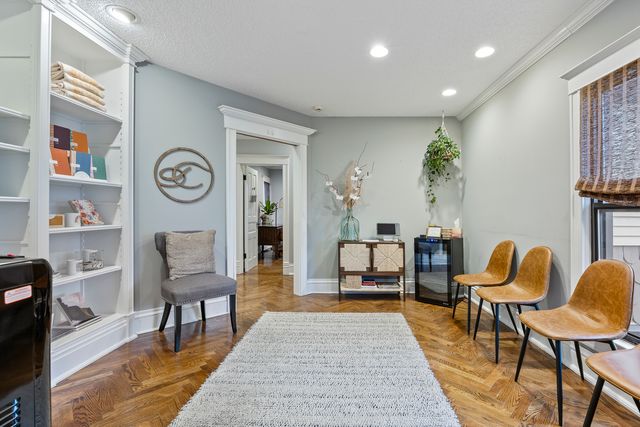 121 N Washington Street 200, Naperville, IL 60540