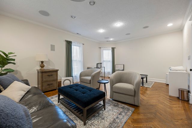 121 N Washington Street 200, Naperville, IL 60540