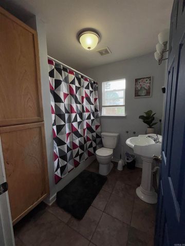 11 Libby Lane, Little Rock, AR 72206