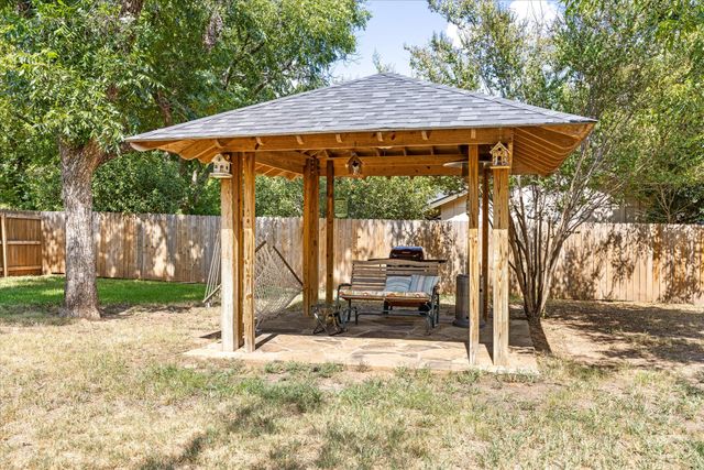 6105 Belvidere Circle, Granbury, TX 76049
