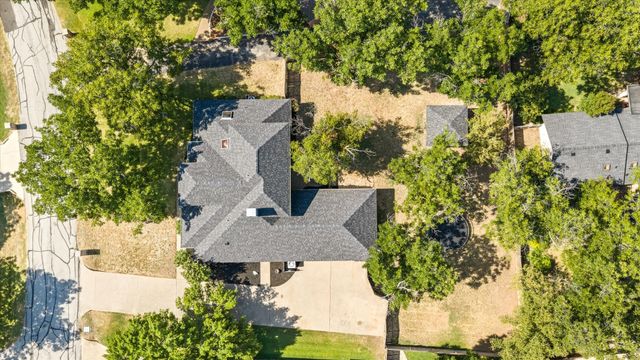 6105 Belvidere Circle, Granbury, TX 76049