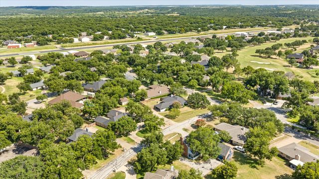 6105 Belvidere Circle, Granbury, TX 76049