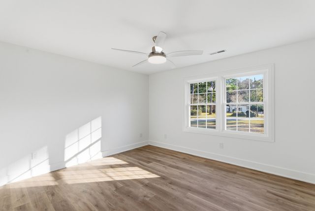 1260 Robin Road Road, Mount Pleasant, SC 29464