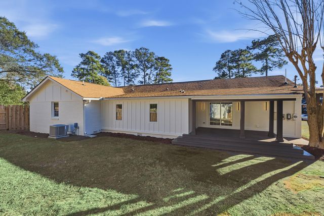 1260 Robin Road Road, Mount Pleasant, SC 29464