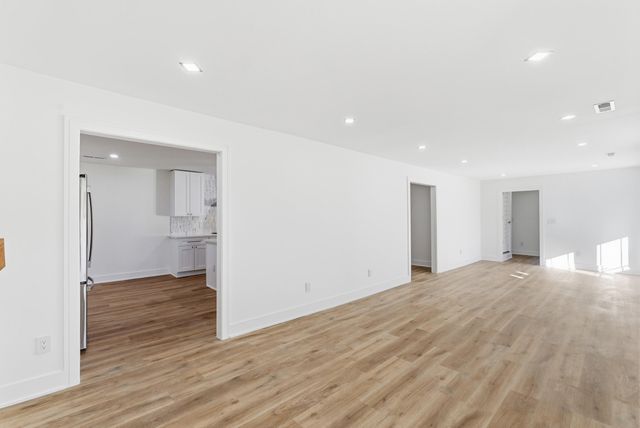 1260 Robin Road Road, Mount Pleasant, SC 29464