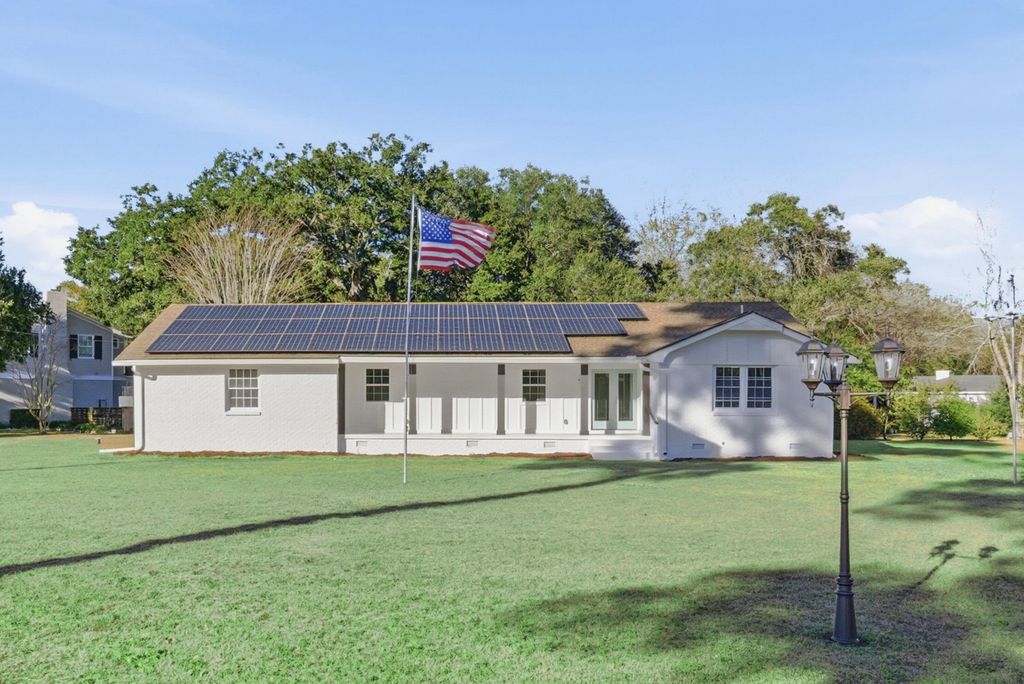 1260 Robin Road Road, Mount Pleasant, SC 29464