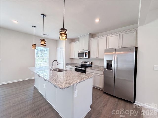 2037 Autumn Cyprus Avenue, Gastonia, NC 28054