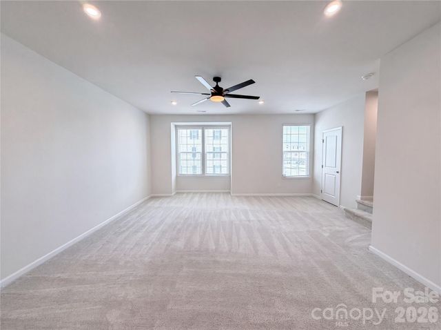 2037 Autumn Cyprus Avenue, Gastonia, NC 28054