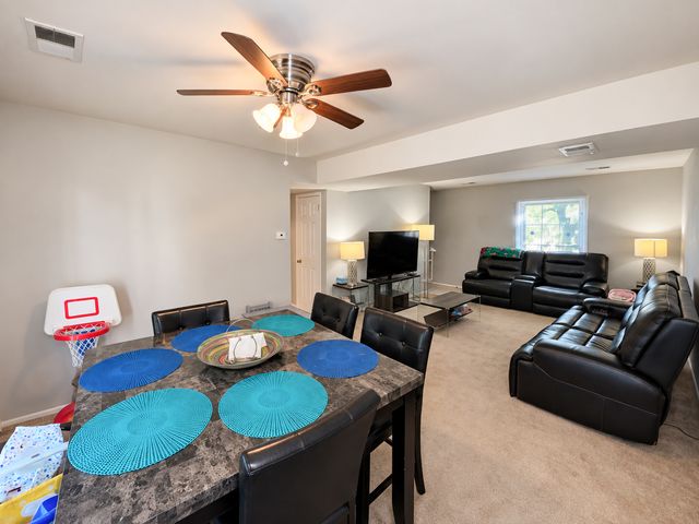 950 PURDUE Lane, Matteson, IL 60443