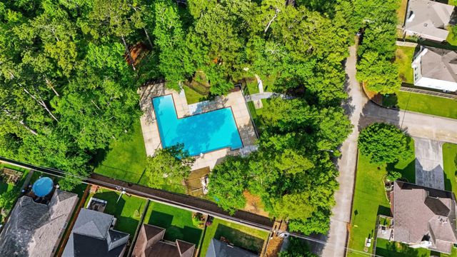 1811 Ridgeway Trail, Kingwood, TX 77339