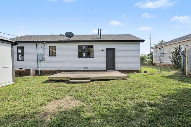 605 Lions Park Place, Oklahoma City, OK 73110